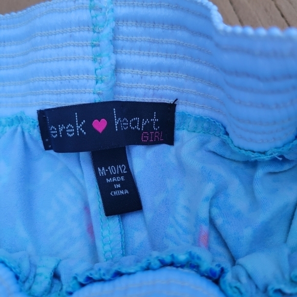 3/$15 Derek Heart Girl's Blue Geo Flowy Shorts - Picture 5 of 6